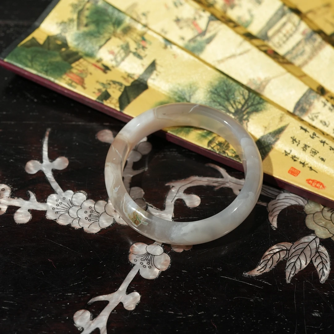 12.17香港王老板-玛瑙手镯2w167