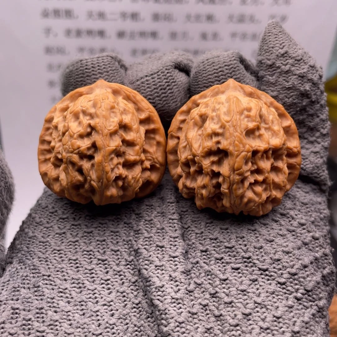 吊坠文玩核桃36全品无修梨木台