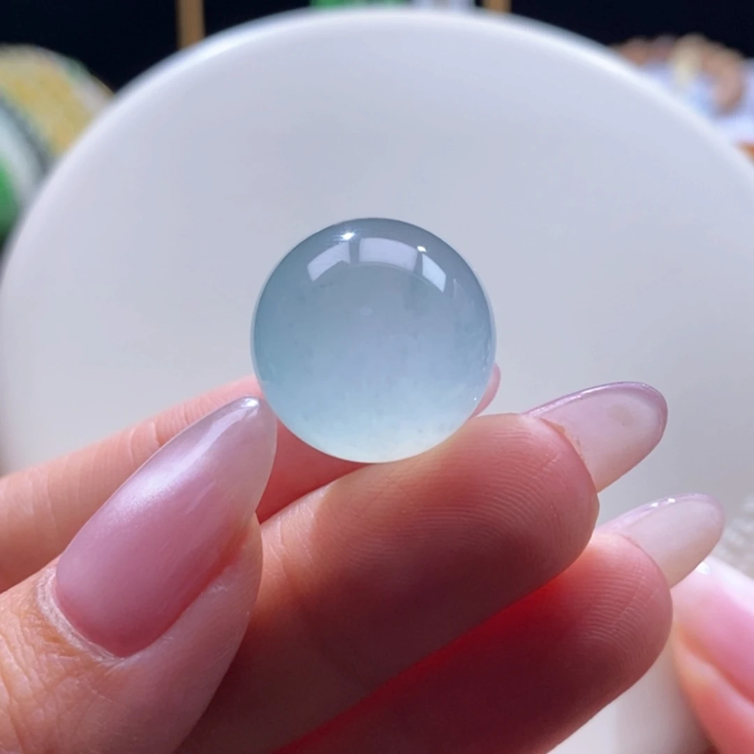 翡翠未镶嵌颈饰翡翠晴蓝大珠卡19+
