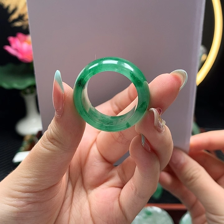 石英质玉戒指未镶嵌梦*