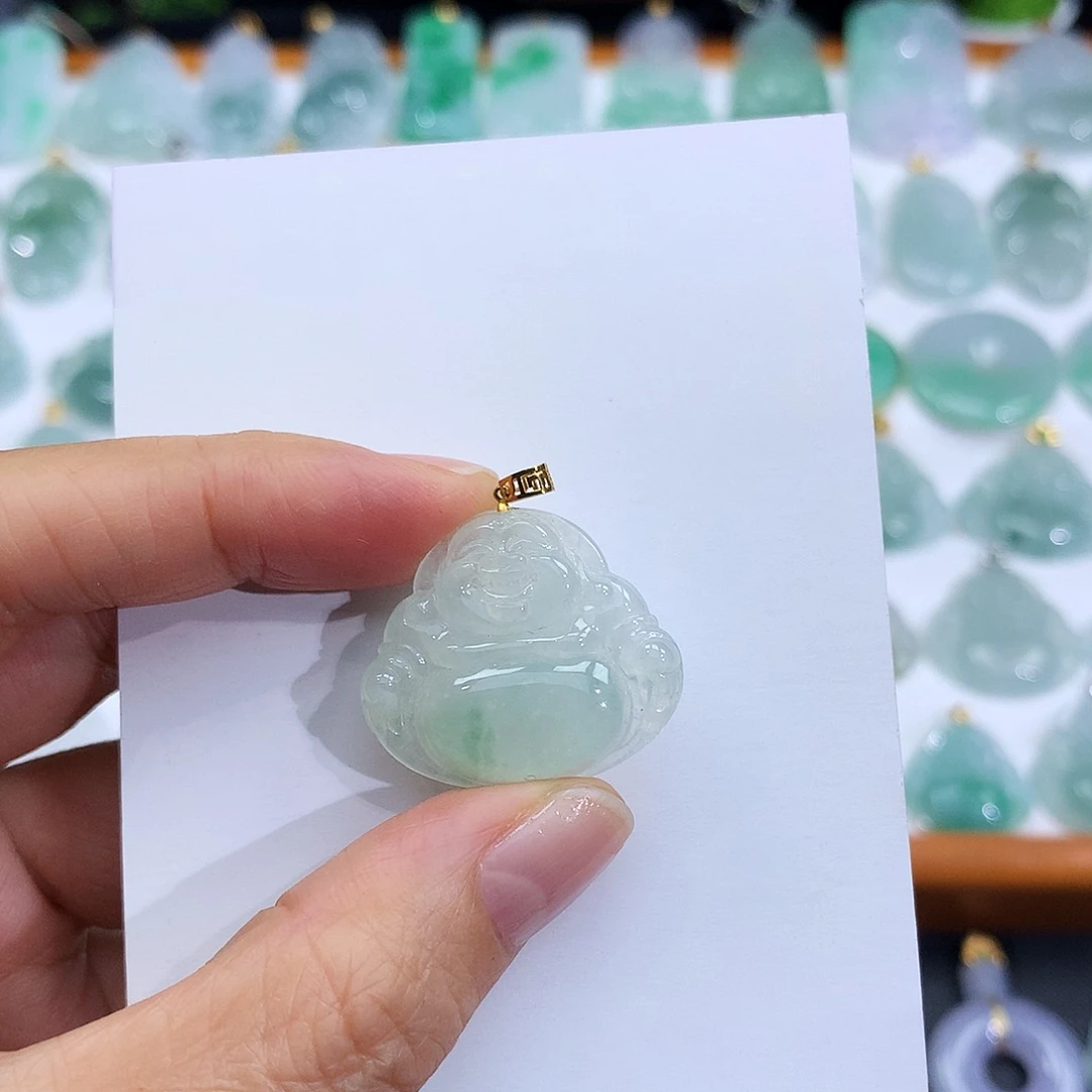 翡翠18K金镶嵌颈饰翡翠吊坠