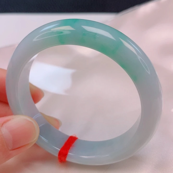 翡翠未镶嵌手镯52圈口