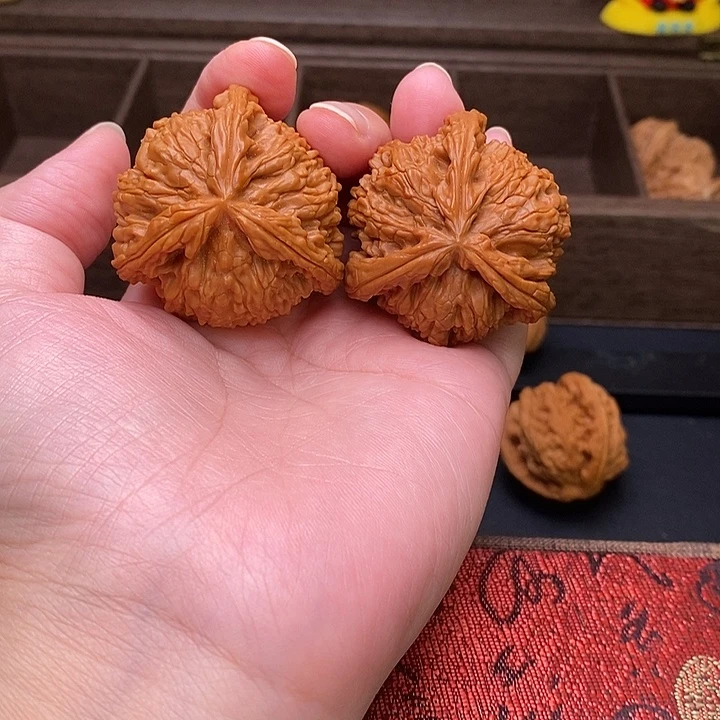 浪***沙把件文玩核桃白奔