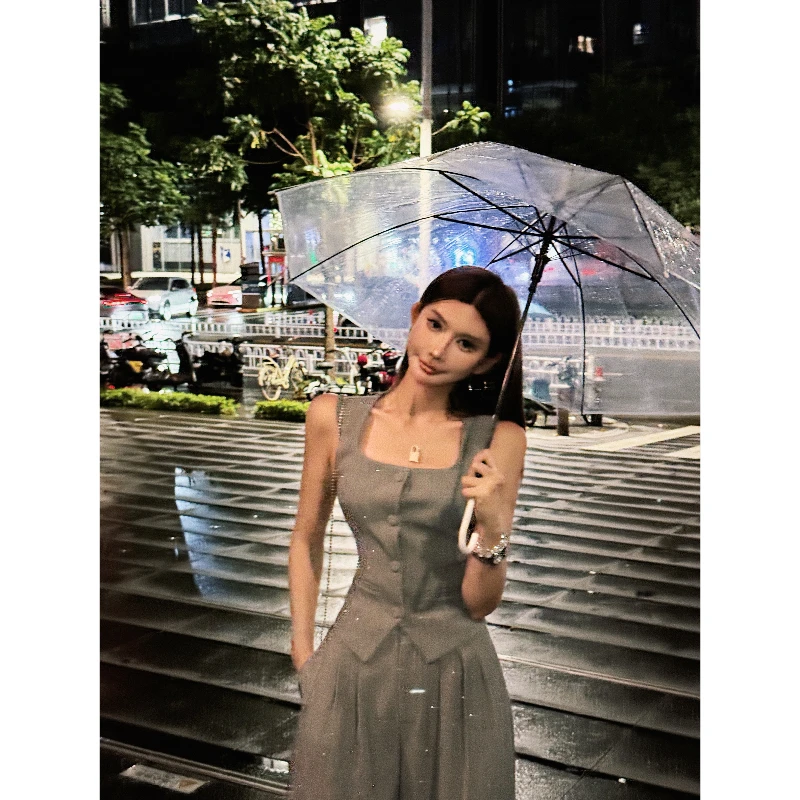 婉君 夏季气质时尚闪钻门襟纽扣设计无袖上衣马甲LWJ25B2T2006