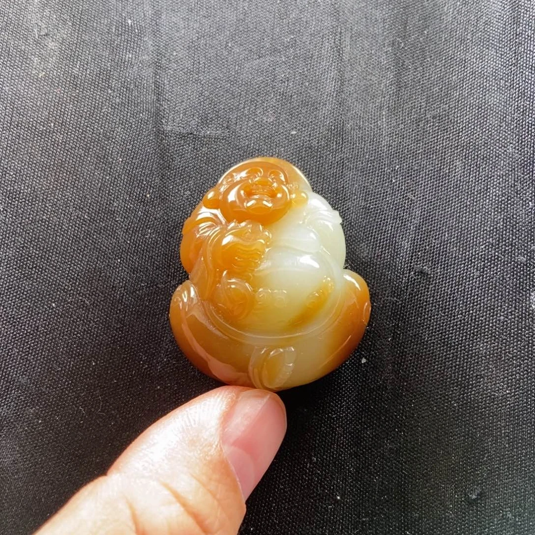 和田玉（糖玉）未镶嵌颈饰