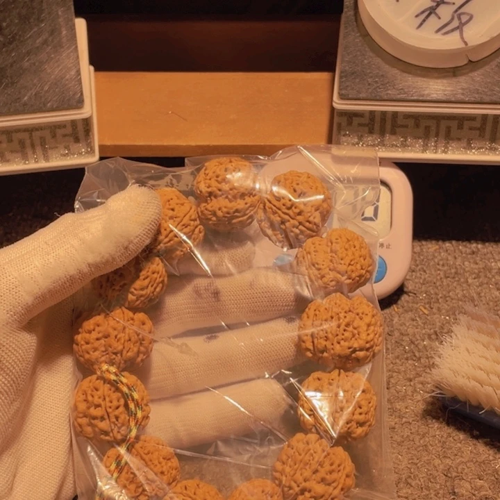 瑞***瑞金刚菩提吊坠这就是所谓一次偶然相遇