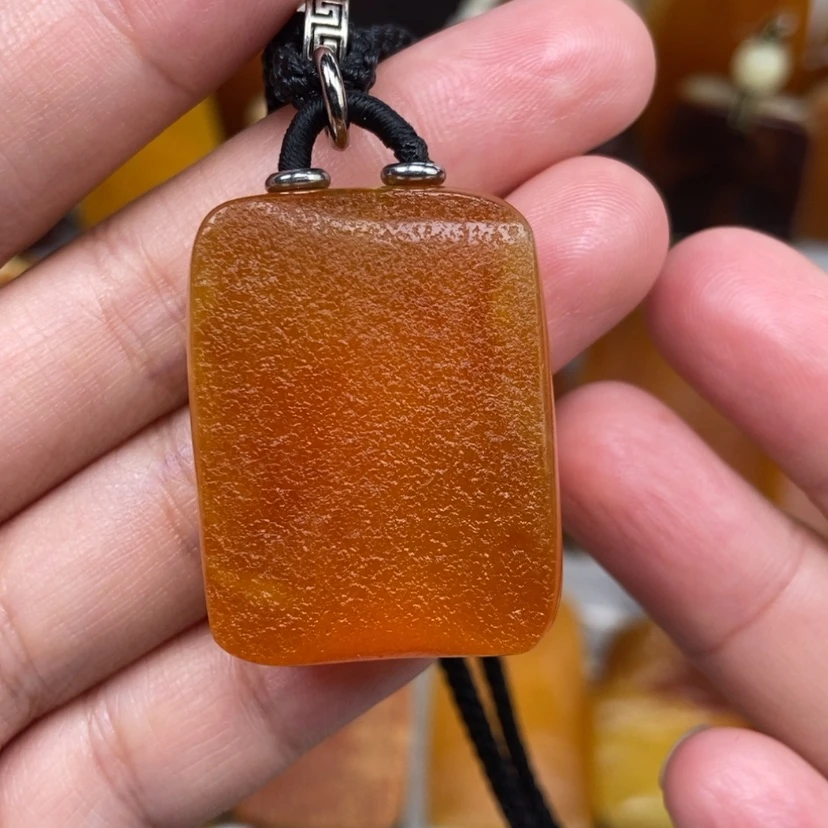 【闪购商品】未镶嵌颈饰琥珀