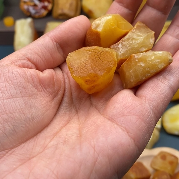 定制琥珀未镶嵌?****?蜜蜡原石