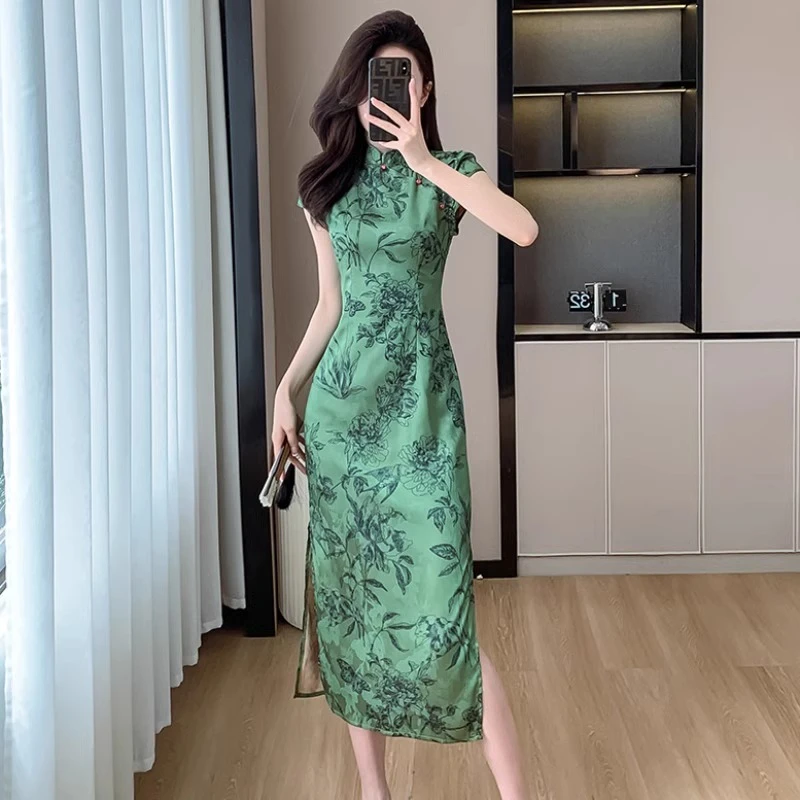新中式复古显白绿色改良旗袍女夏季国风高级感印花开叉短袖连衣裙
