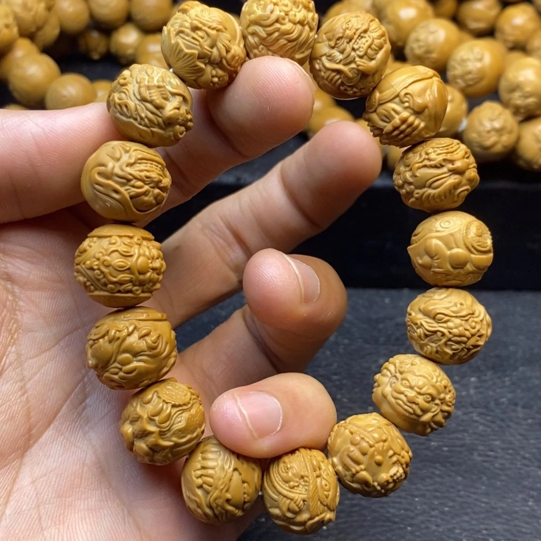 吊坠猴头核桃大满贯