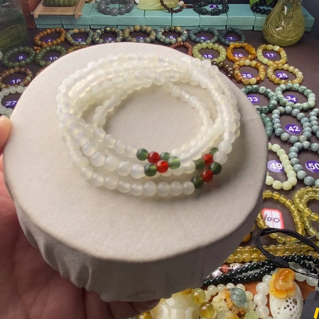 蛇纹石玉手串未镶嵌