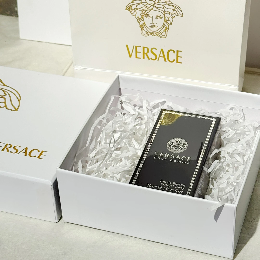 【节日礼物】VERSACE/范思哲同名男士淡香水 30ml 馥奇调