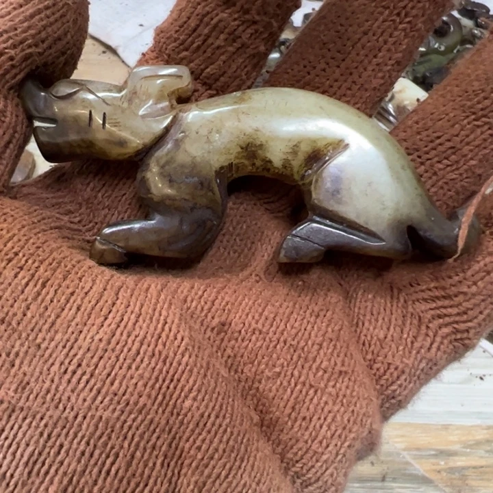 和田玉（青白玉）未镶嵌挂件