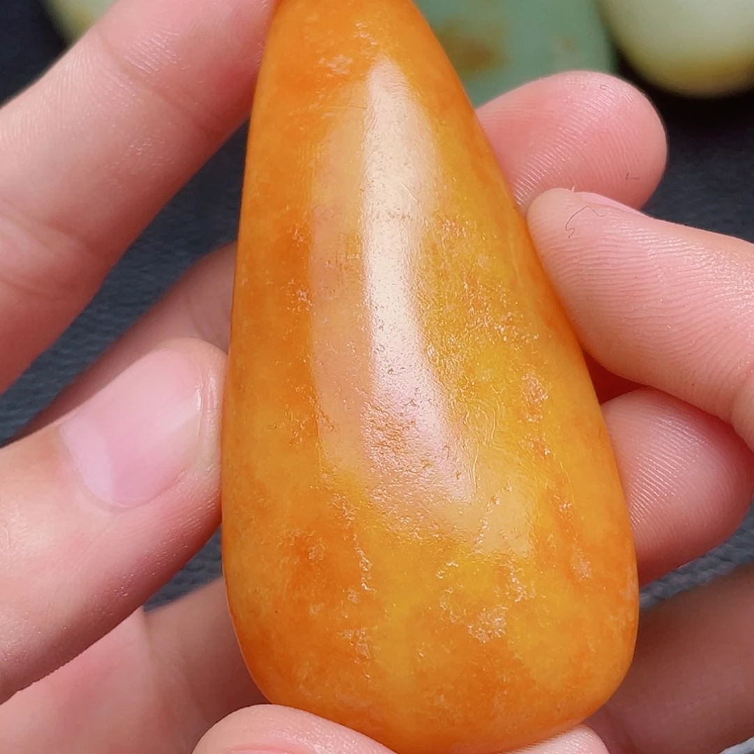 和田玉未镶嵌珠宝奇石