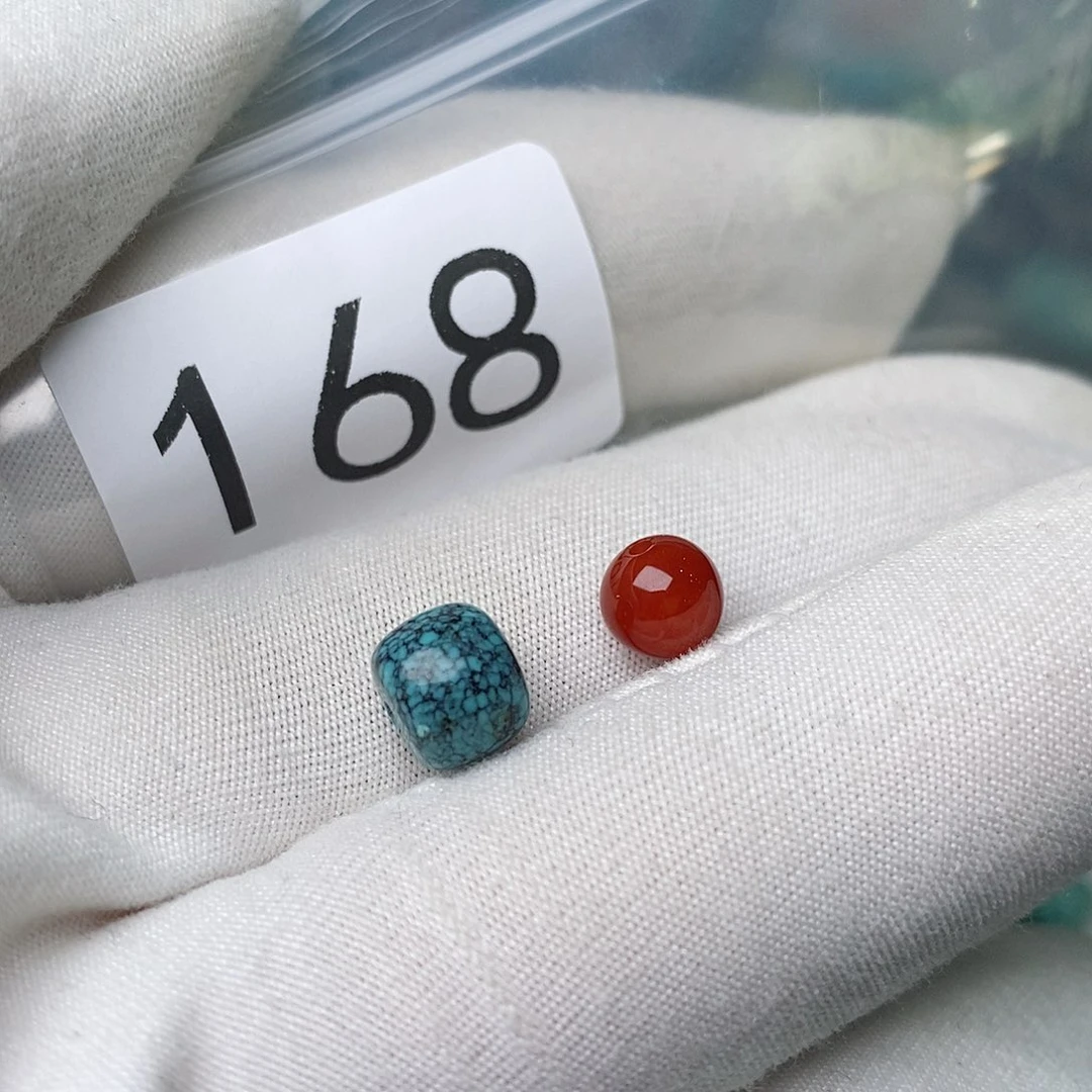 南红玛瑙未镶嵌珠宝奇石