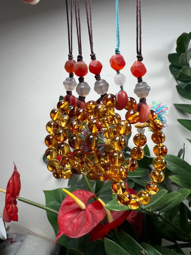 天然琥珀7mm+花珀时尚绕指柔微瑕介意勿拍多样性发货只发其一