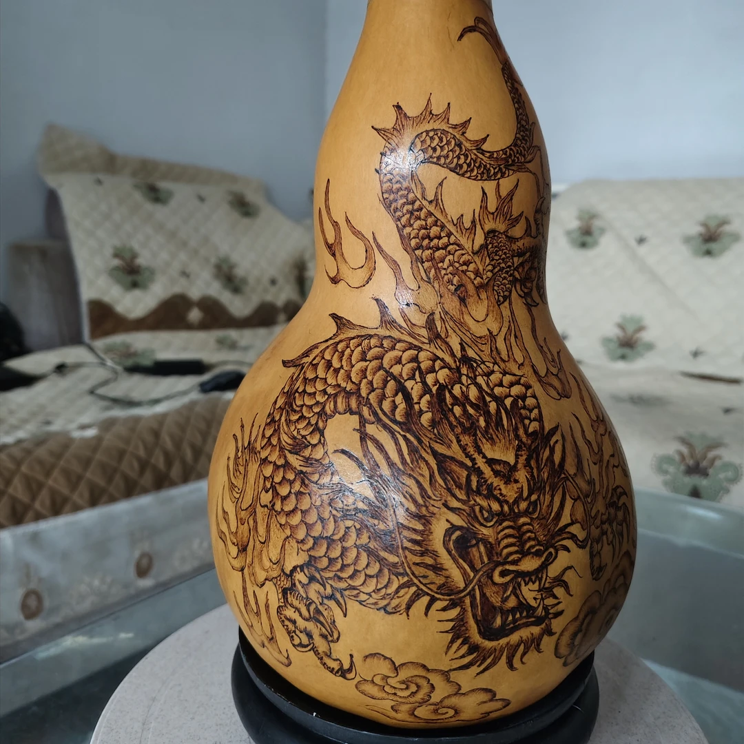 葫芦烙画祥龙降世，净高33厘米