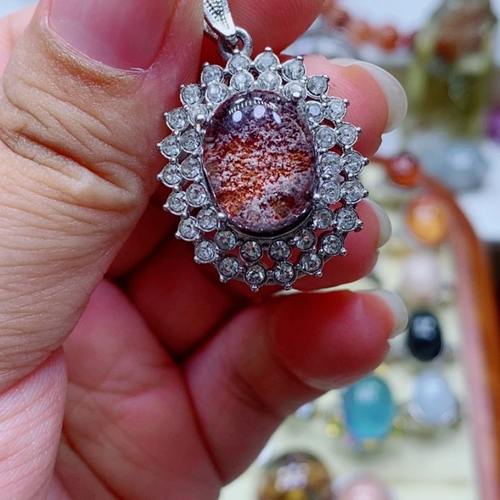 未镶嵌颈饰水晶水晶