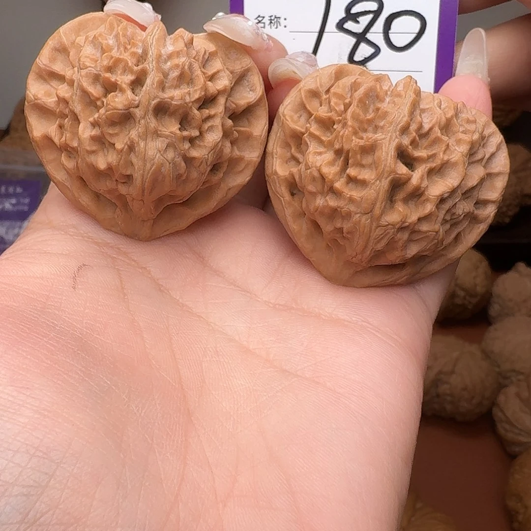 文玩核桃吊坠宫灯无药44 克重44