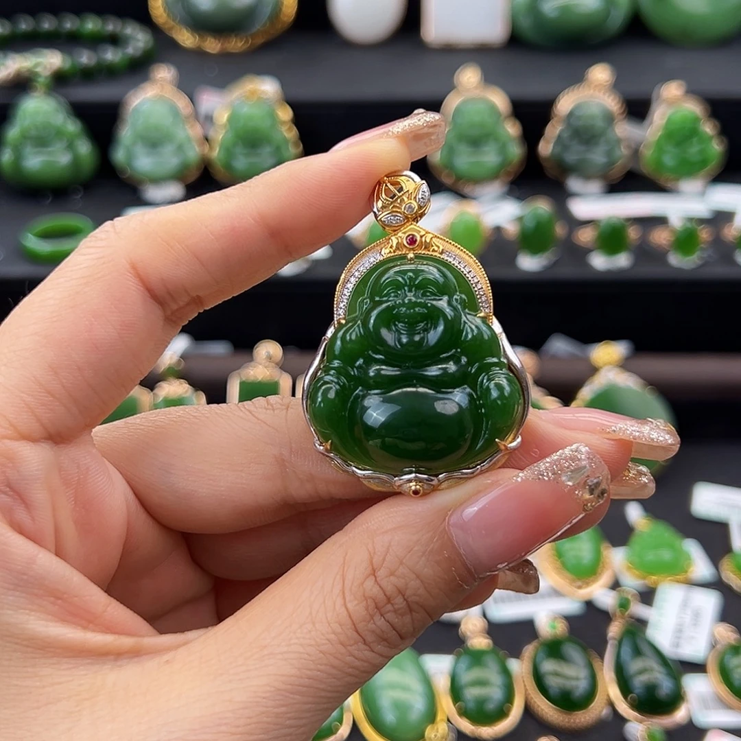和田玉（碧玉）18K金镶嵌颈饰