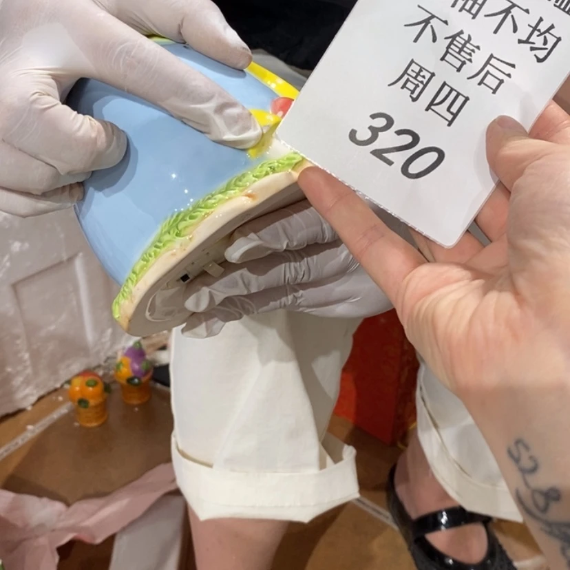 【闪购商品】摆件月**妈陶瓷摆件瑕疵特卖