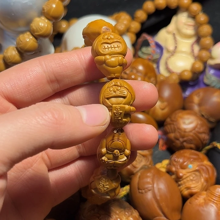 橄榄核手串/手链铁核哆啦A梦