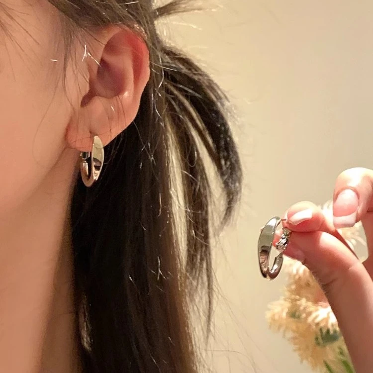 铜合金耳饰 ins冷淡风耳圈圈耳环2025新款爆款耳钉小众设计感耳饰