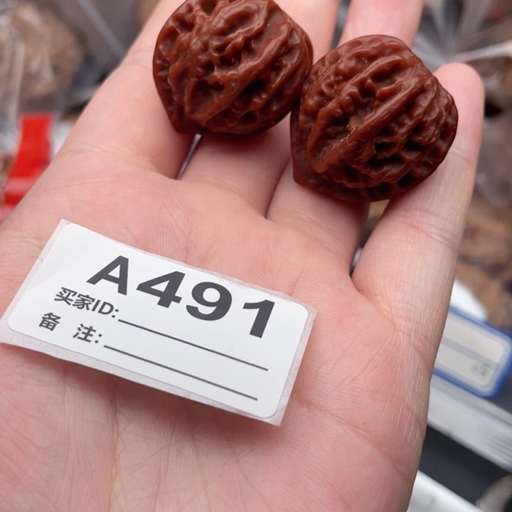 文玩核桃吊坠核桃