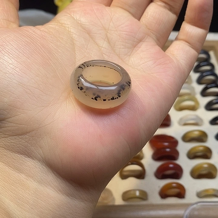 玛瑙/玉髓未镶嵌戒指A14港14不退换