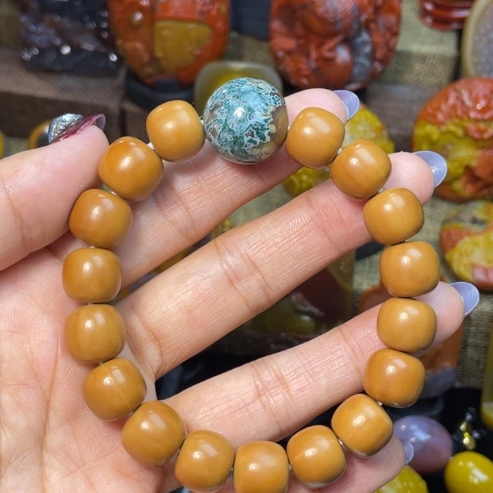 玛瑙/玉髓未镶嵌珠宝奇石品质猴头天然水草顶住350