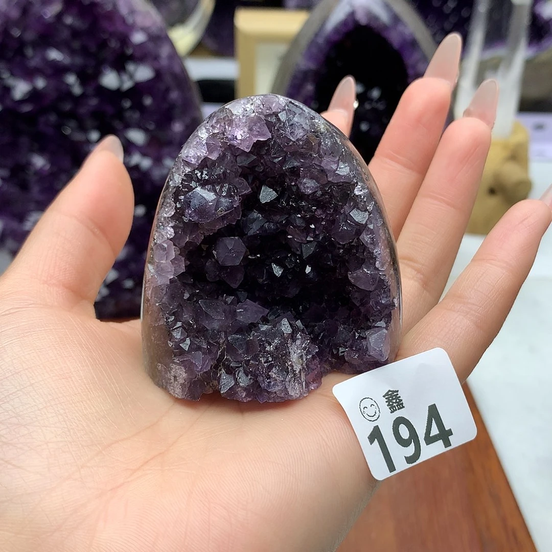 未镶嵌大型摆件（非配饰）水晶