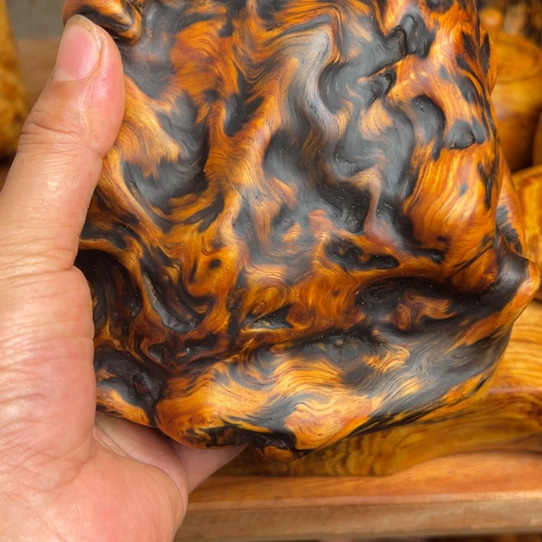 徐***衍松木（琥珀木）无事牌