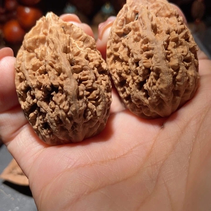 把件文玩核桃东北楸子小雪222