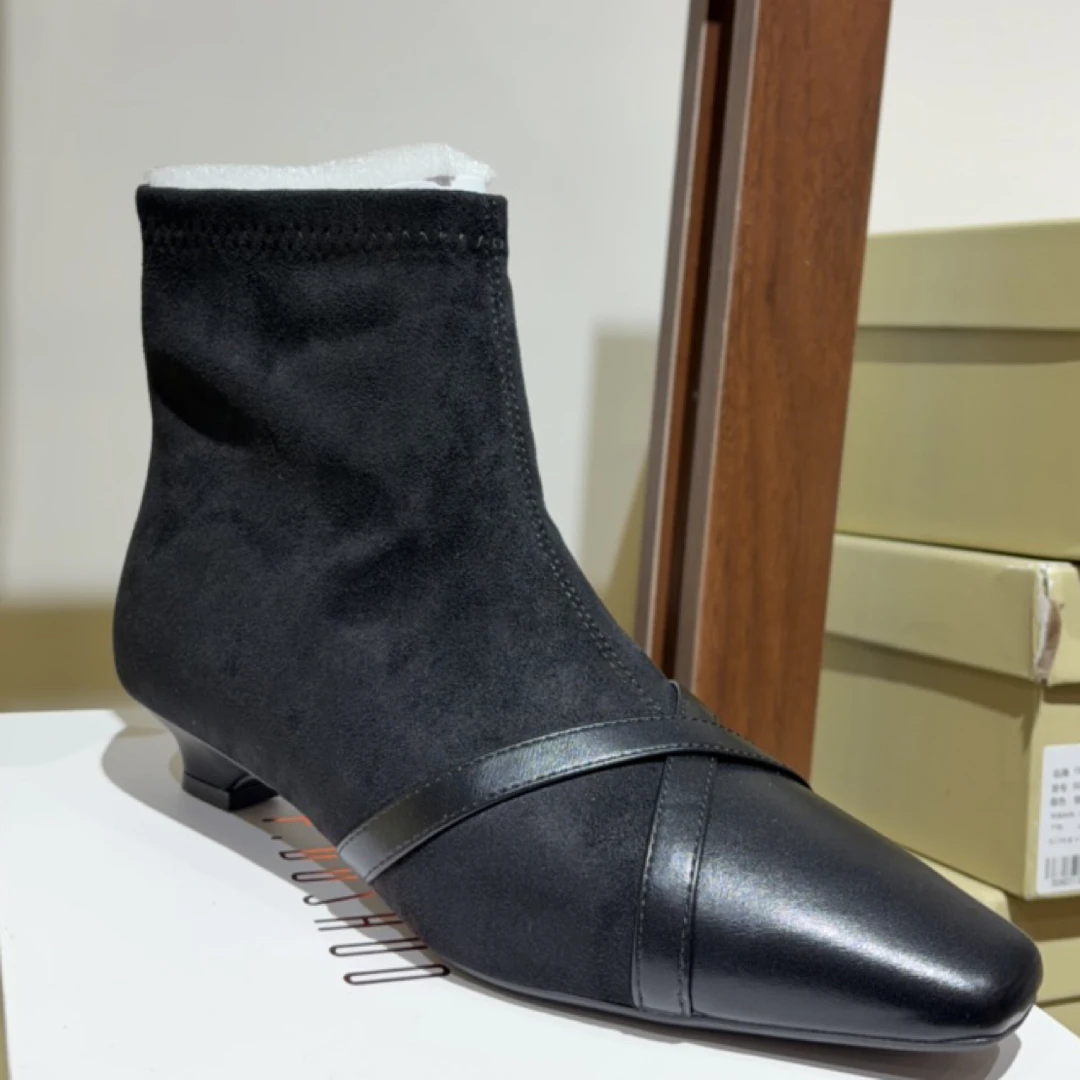 4-68-302鞋子 多金女装直播间