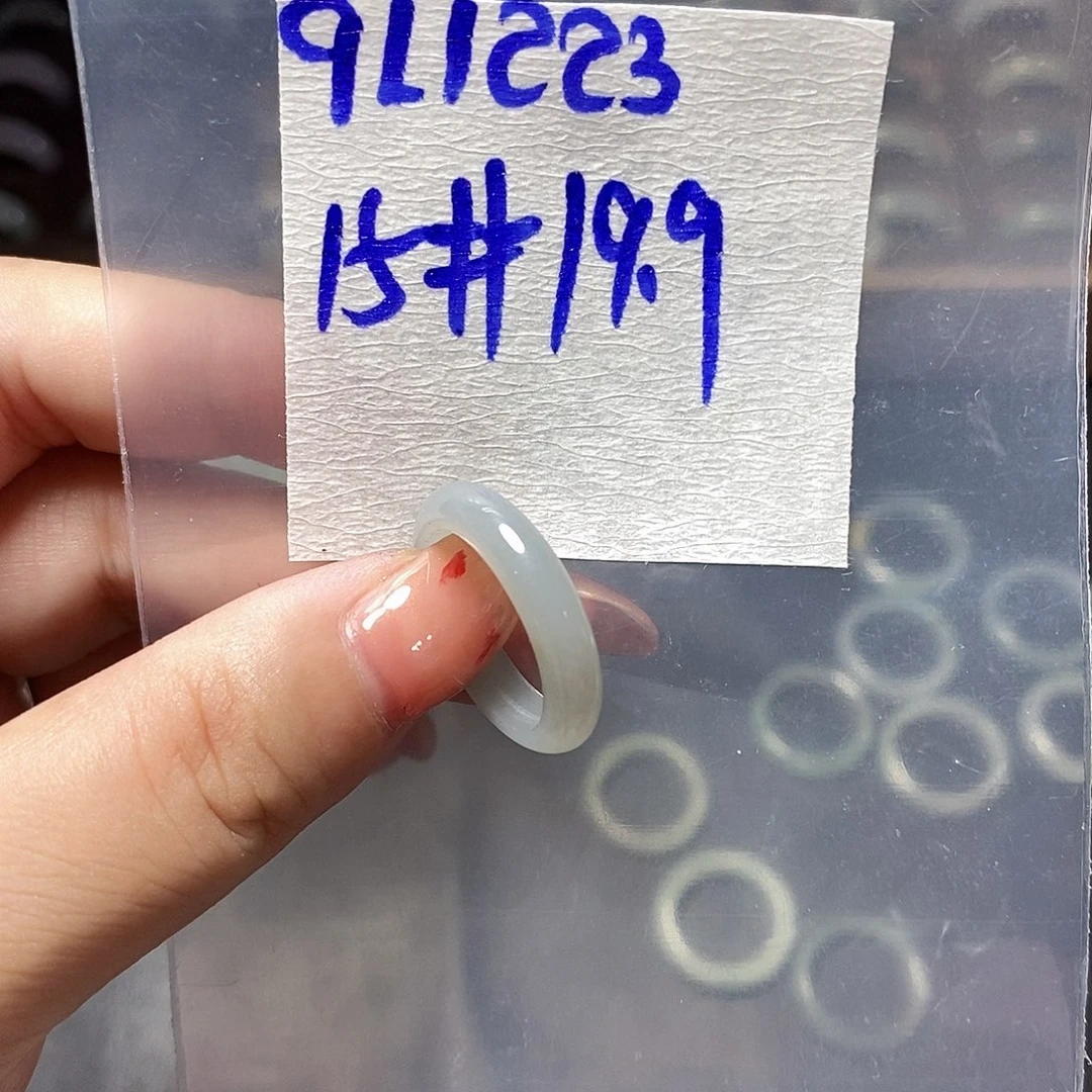 未镶嵌定制翡翠翡翠