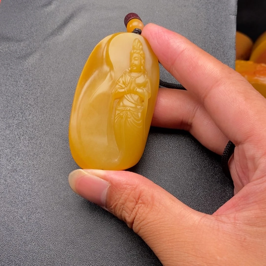 石英质玉未镶嵌颈饰德****哥