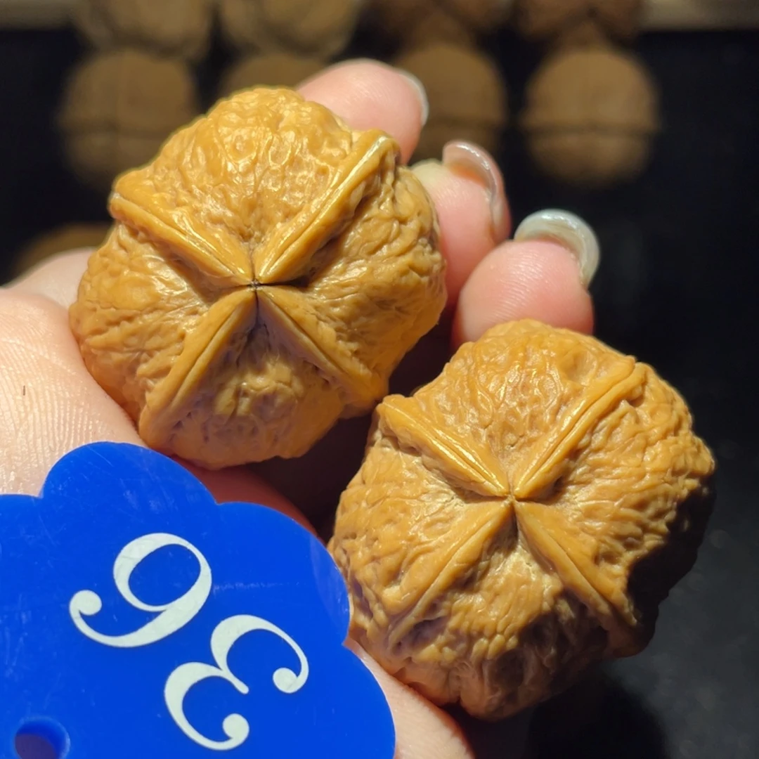 四棱36尺寸核桃。