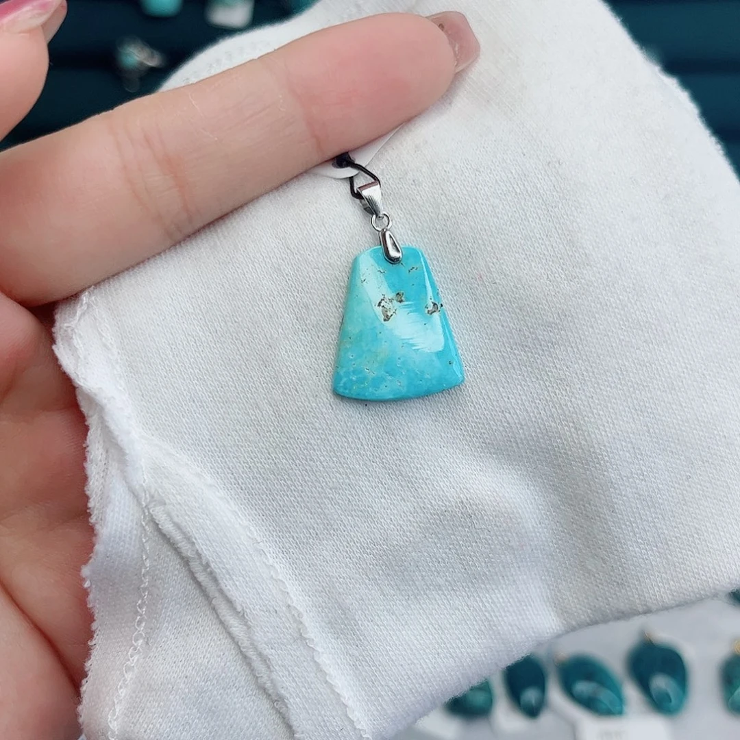 未镶嵌绿松石绿松石