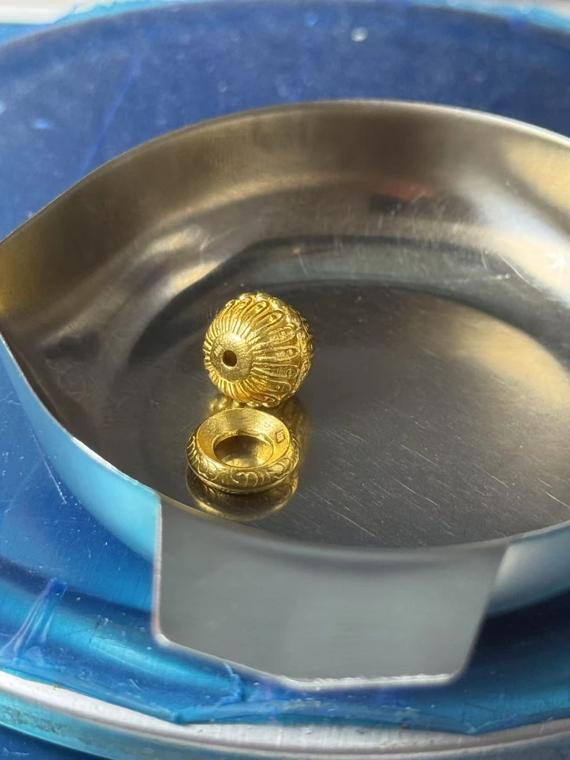 足金文玩配饰5.95克