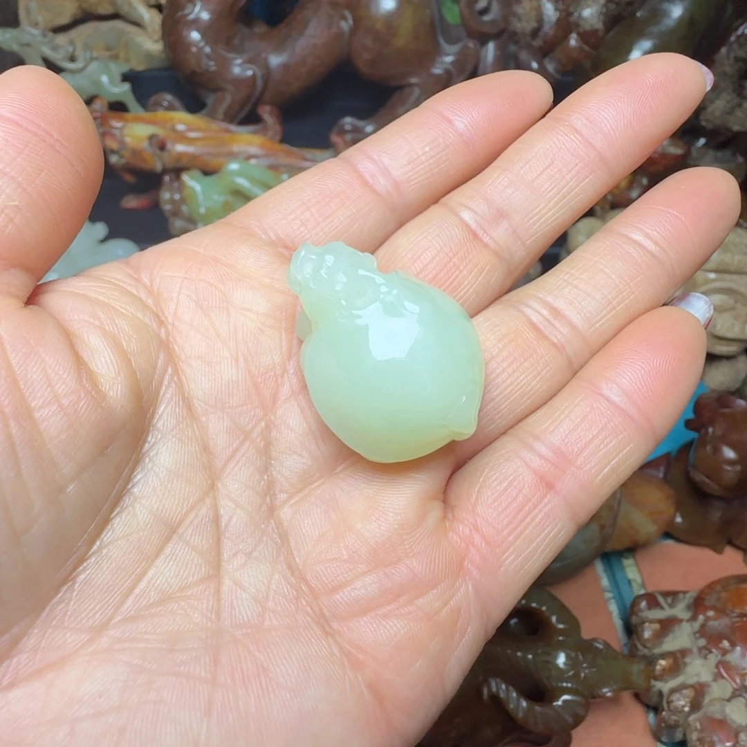 和田玉挂件未镶嵌