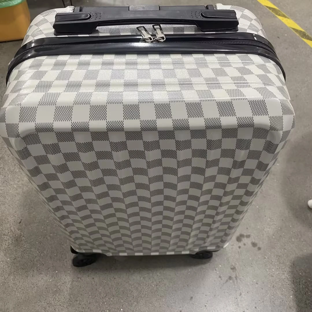 【未来百货专属】gp行李箱W810