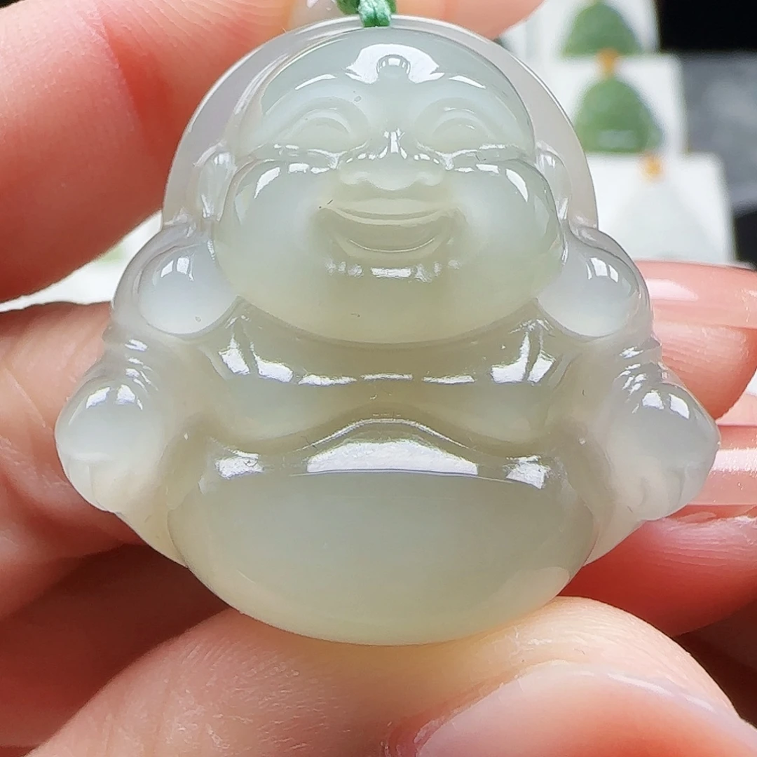 和田玉未镶嵌吊坠(赠链)