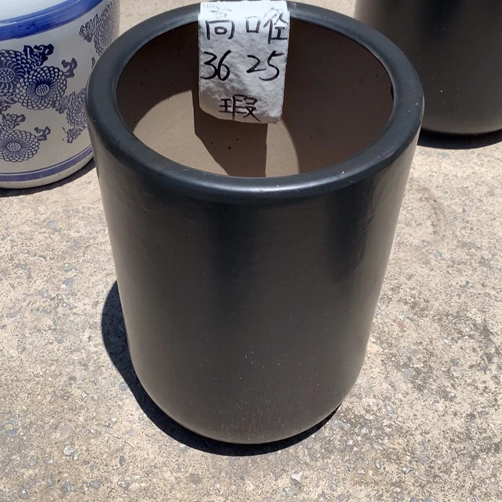 和**美花盆里的小猫咪们都好可爱啊哈哈