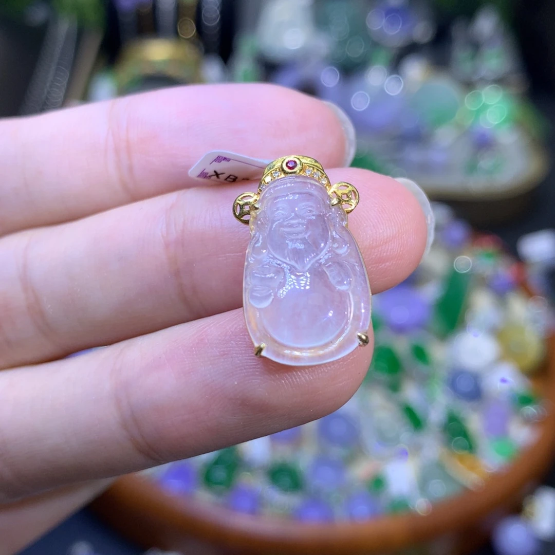 颈饰18K金镶嵌翡翠