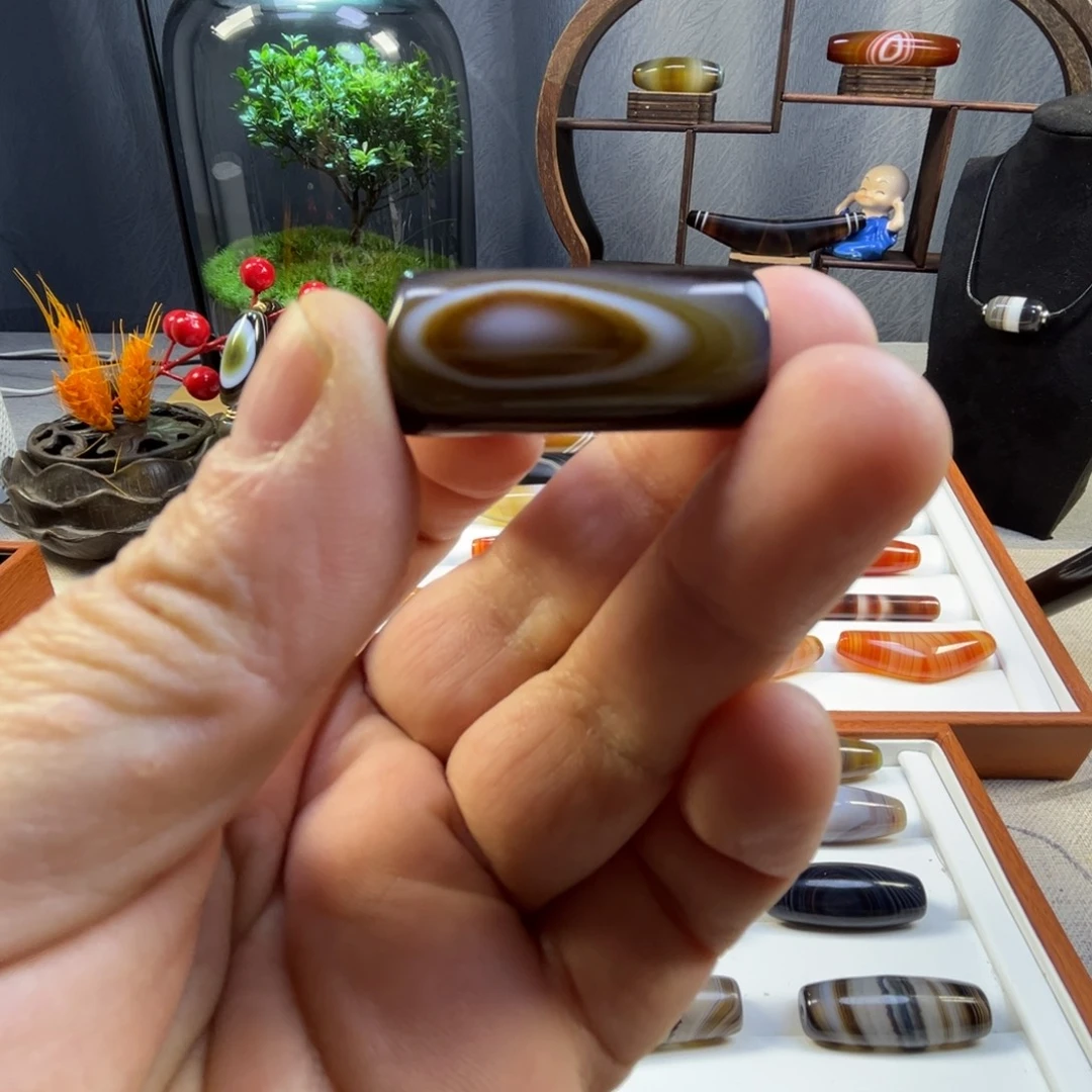 玛瑙/玉髓未镶嵌珠宝半成品