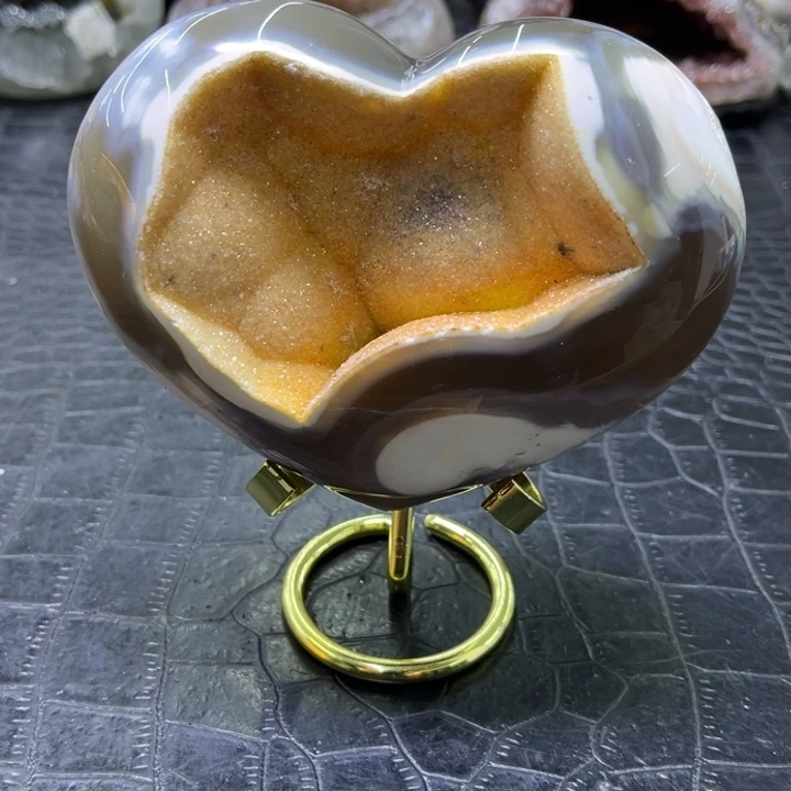 水晶珠宝半成品未镶嵌