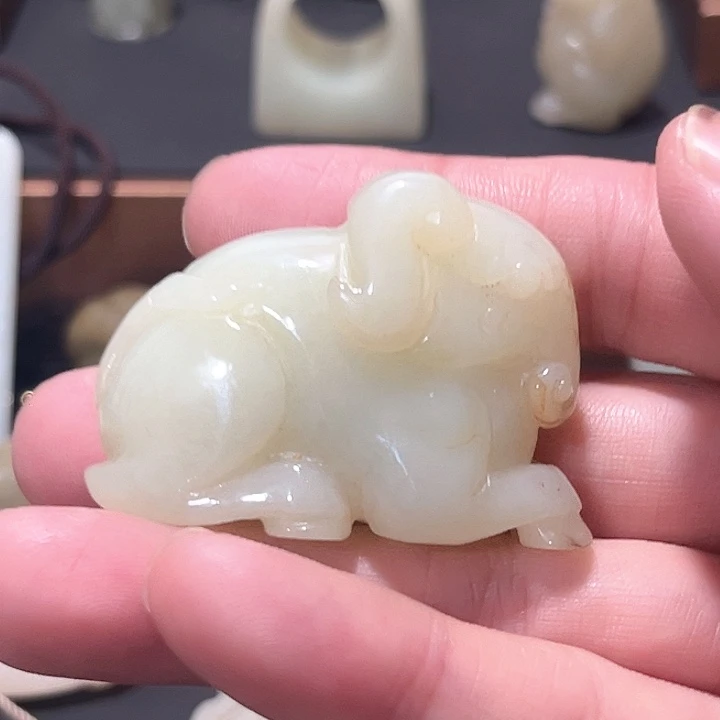 和田玉（糖玉）未镶嵌挂件