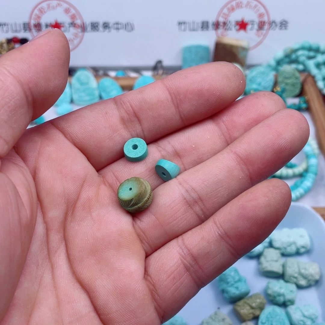 南红玛瑙未镶嵌颈饰铁*013