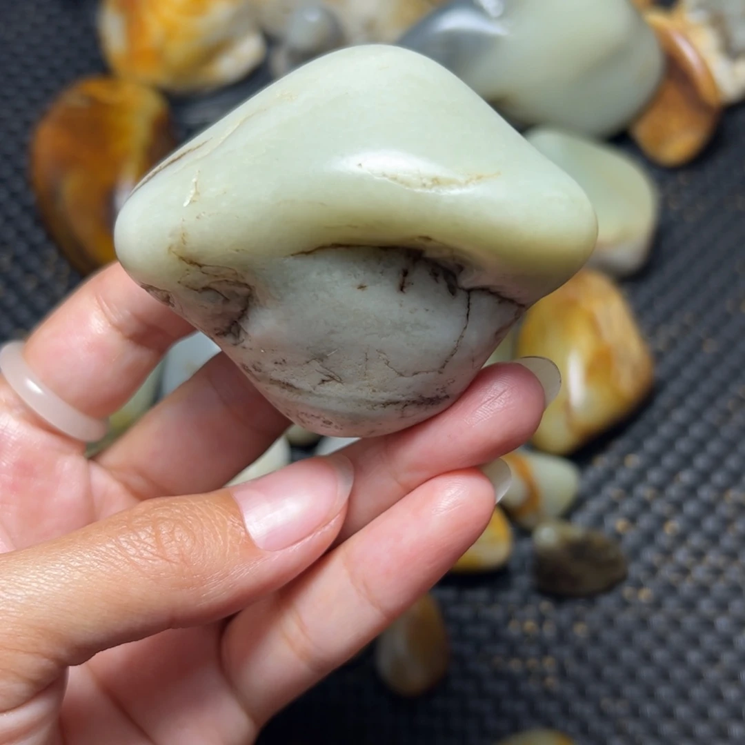 未镶嵌和田玉挂件94