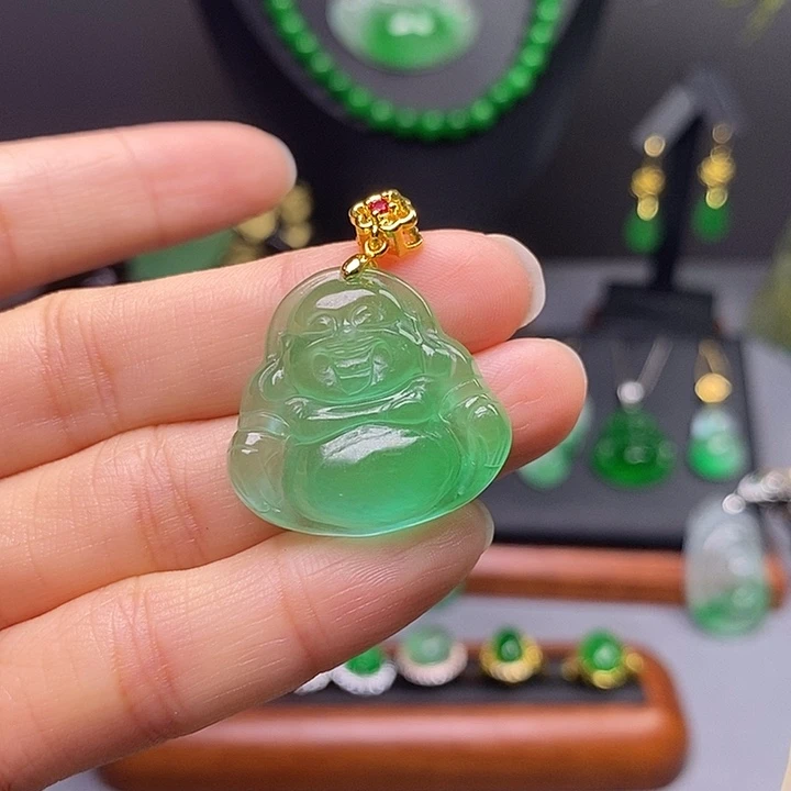 吊坠(赠链)未镶嵌翡翠